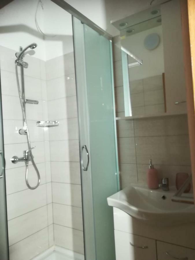 فندق Filip 2 بيوغْغاد نا موغو المظهر الخارجي الصورة